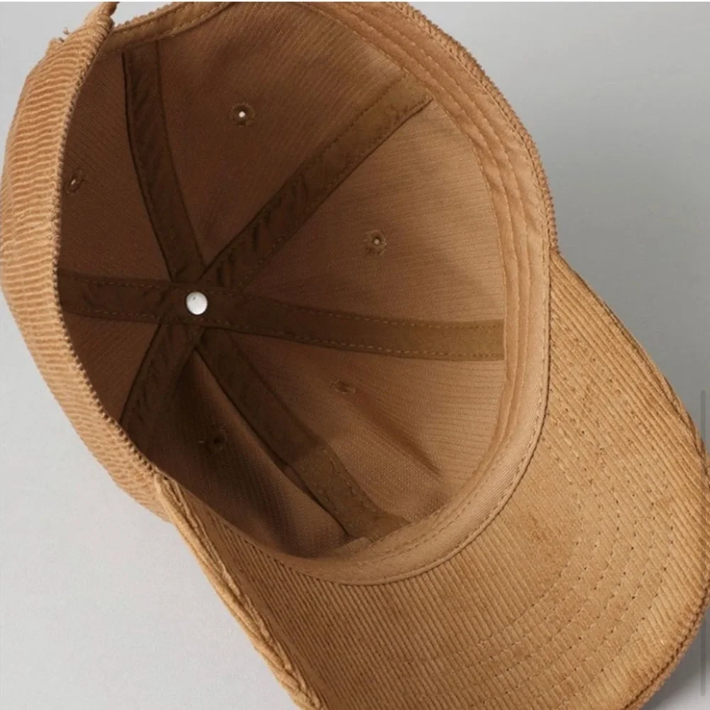 Corduroy baseball cap in taupe - Picture 2 of 3
